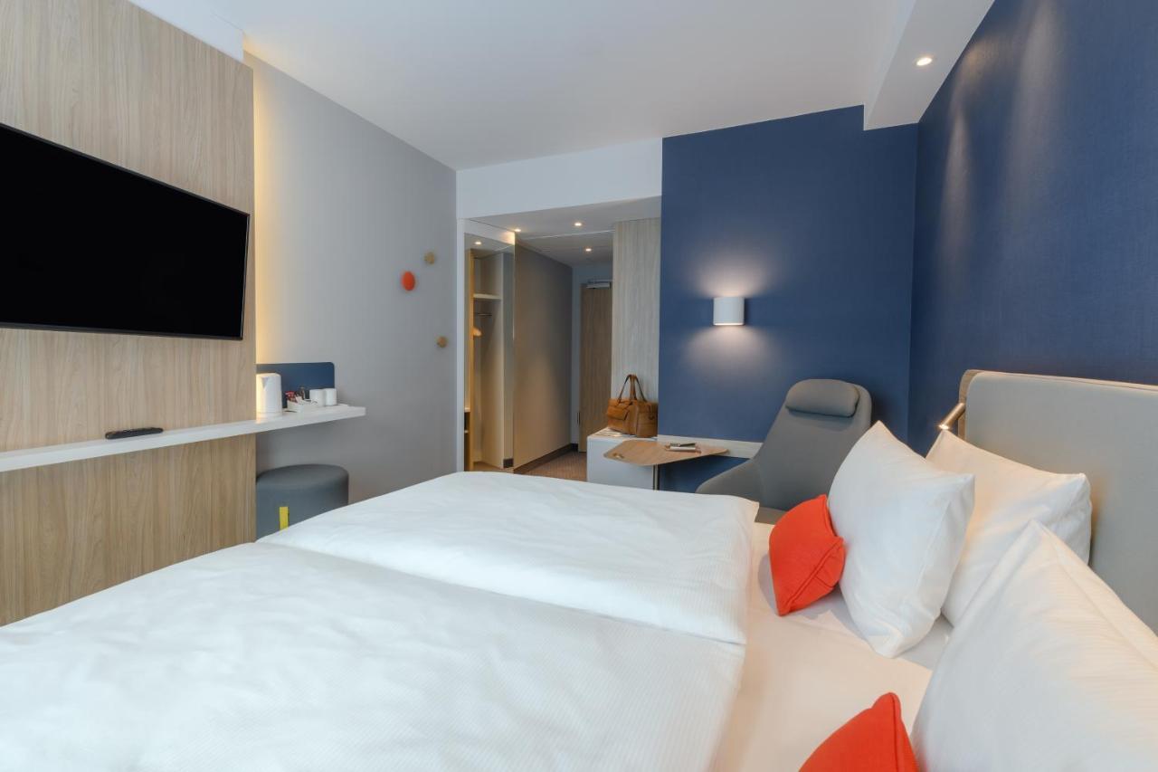Holiday Inn Express Goettingen By Ihg Bagian luar foto