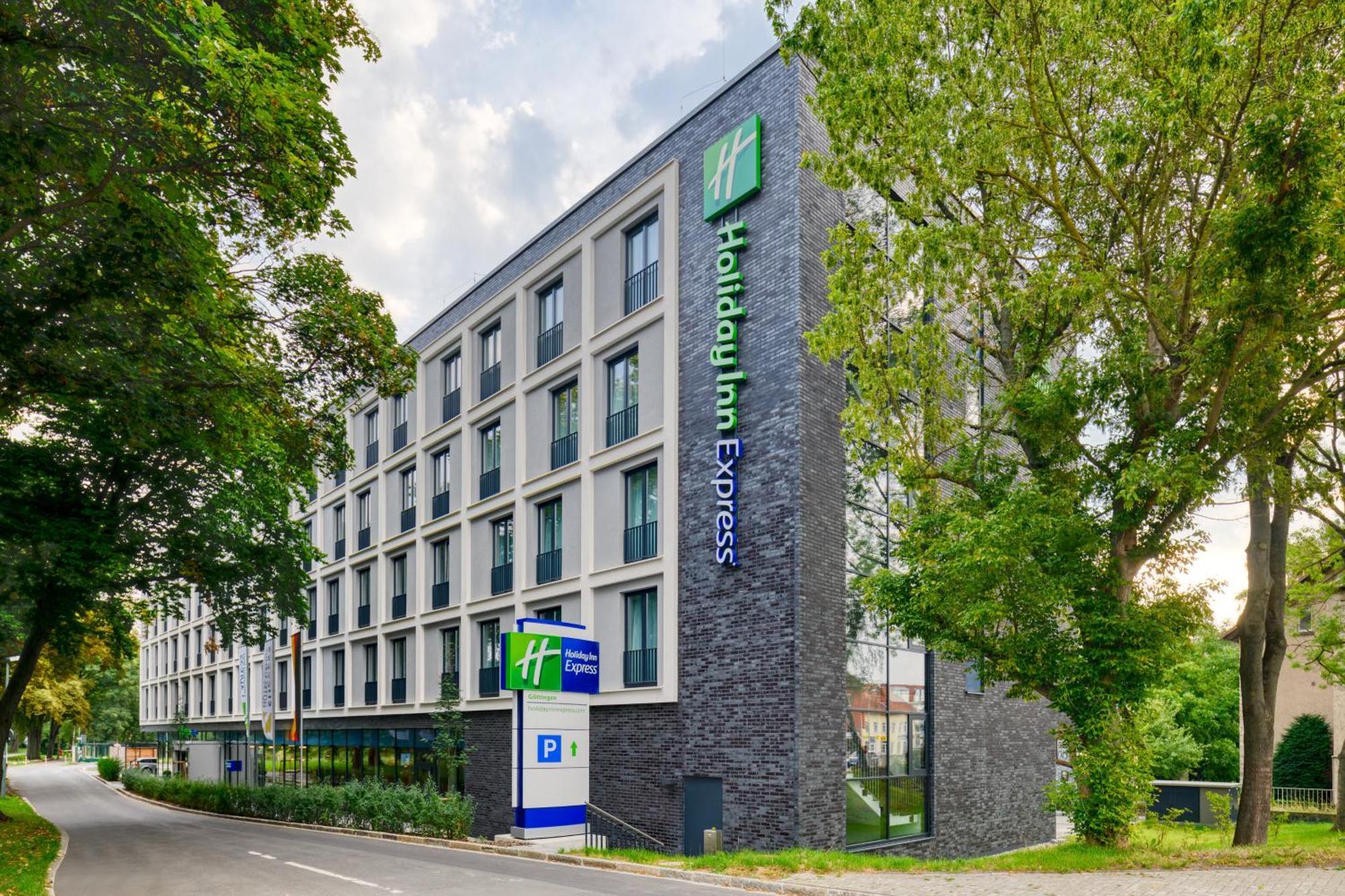 Holiday Inn Express Goettingen By Ihg Bagian luar foto